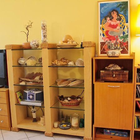 Fokais Beach Apartment Néa Fókaia Buitenkant foto